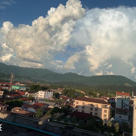 Vang Vieng Mountain View Hotel Esterno foto