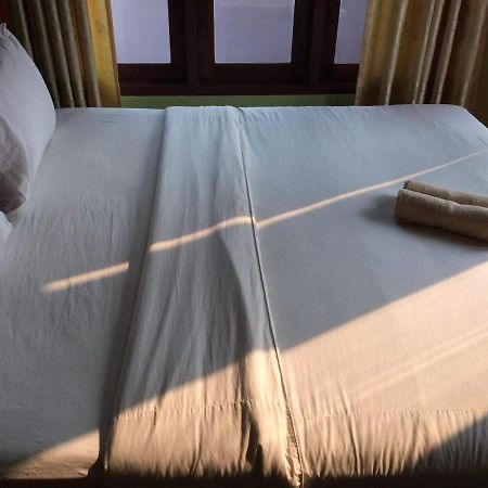 Vang Vieng Mountain View Hotel Esterno foto