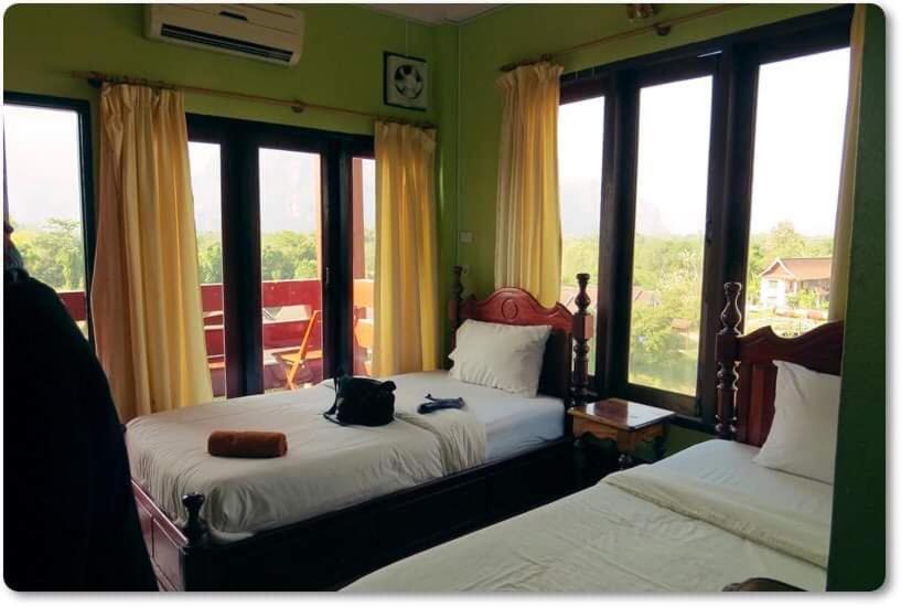 Vang Vieng Mountain View Hotel Esterno foto